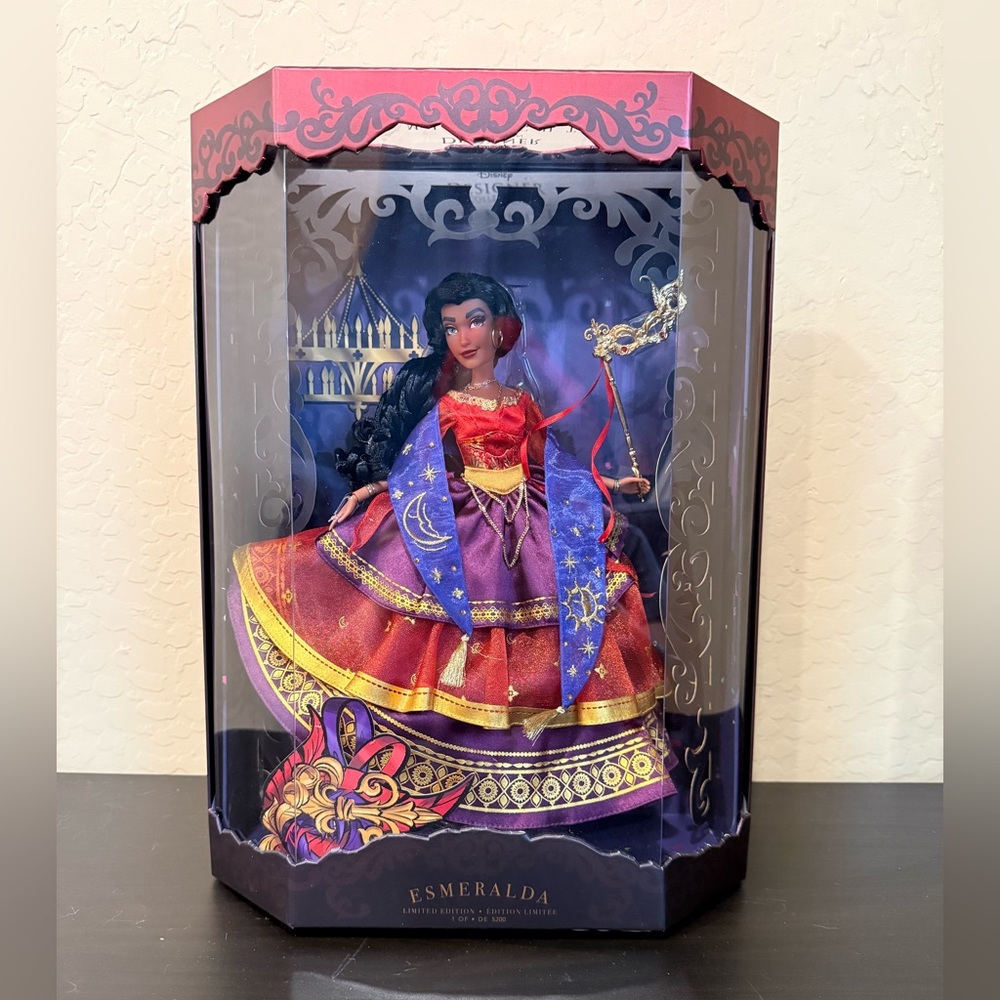 Disney Designer Collection Midnight Masquerade Esmeralda doll